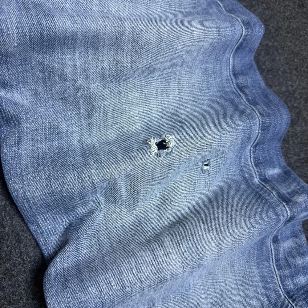 Baggy BKE Tyler Jeans Mens 31x31 Blue Distressed Boot Leg Contrast Stitch Denim